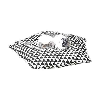 Cat Teepee Bed – Cozy Indoor Tent for Cats